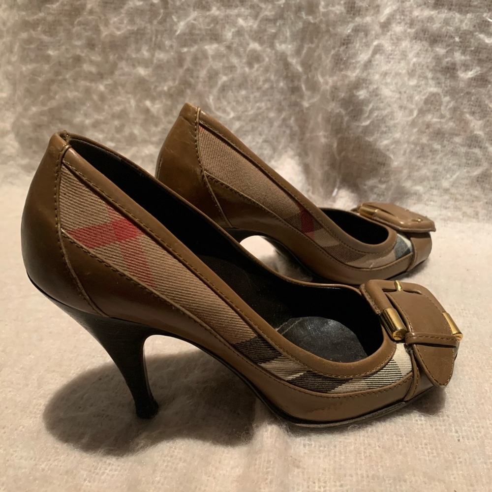 Women’s Burberry heels